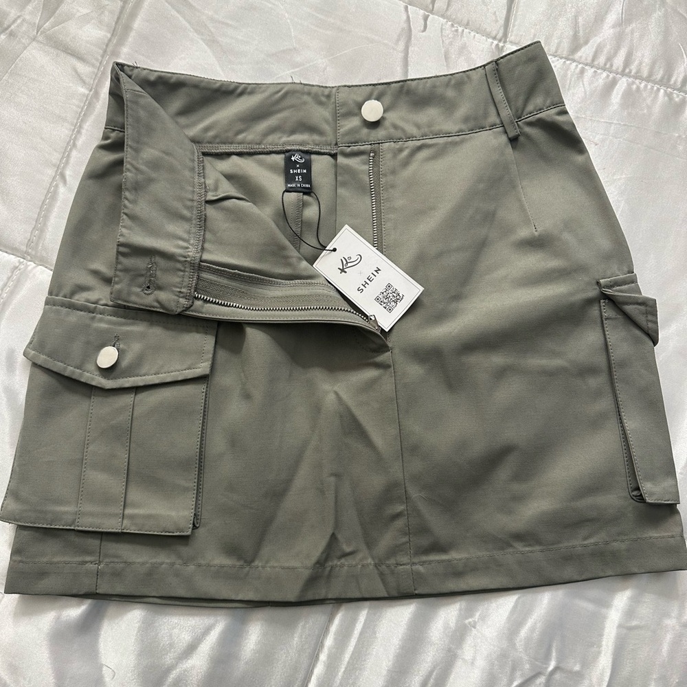 🍸 Army Olive Green Skirt 🍸